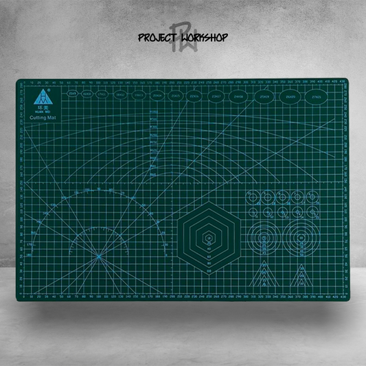 This A3 Cutting Mat is perfectly compatible with rotary cutters, rulers, and utility knives. Its core layer is made of white hard PVC material, able to withstand the toughest of cuts and ideal for heavy-duty use.