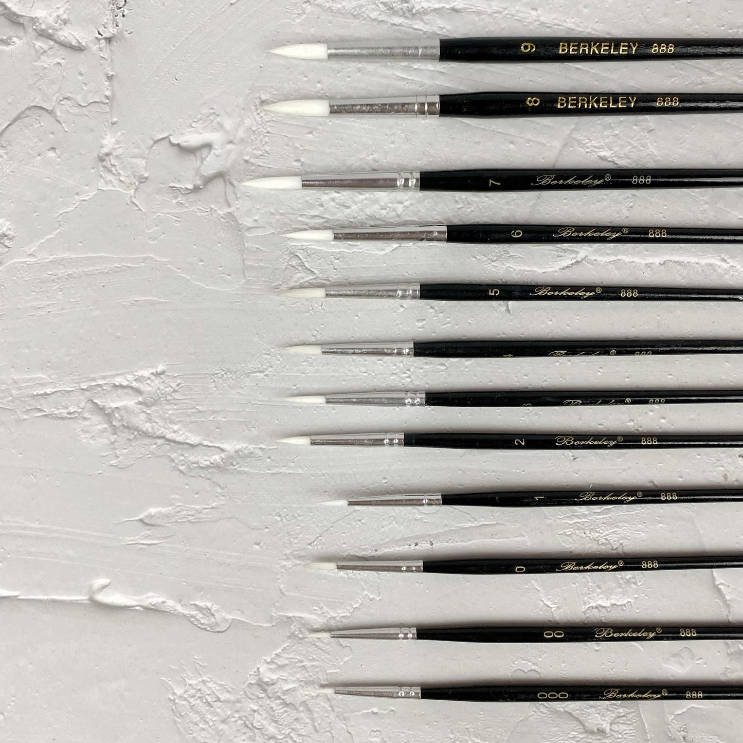 Berkeley Round Brush 888 Berkeley Brush is a round brush with a synthetic nylon. Different sizes and uses. Perfect for watercolor, charcoal, acrylic paint and oil paint. Project Workshop PH Creating Possibilities, Celebrating Art